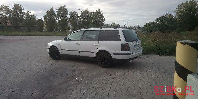 1997' Volkswagen Passat photo #1