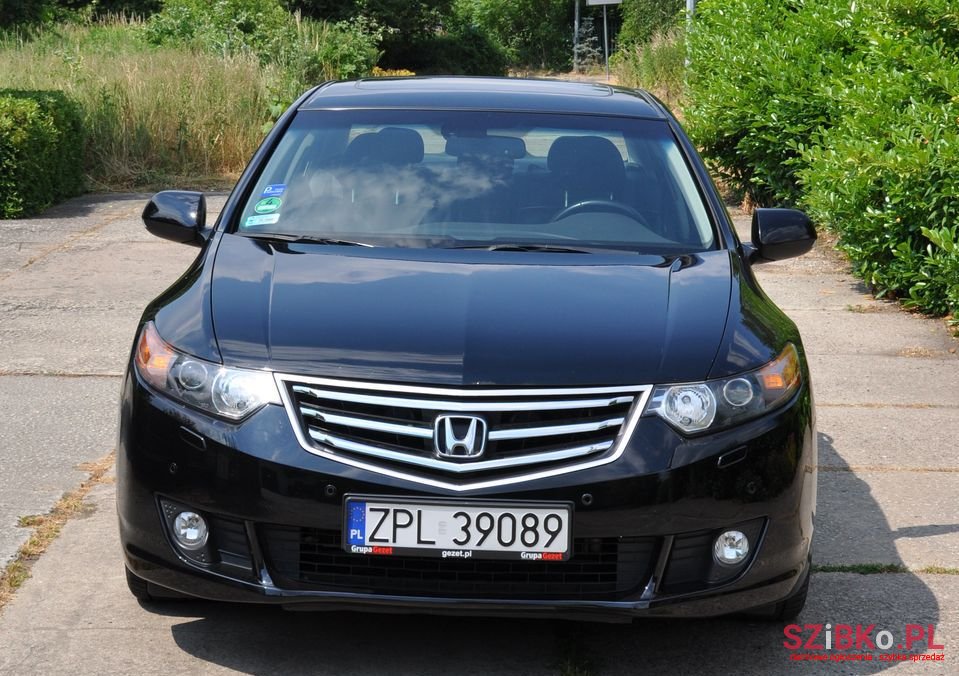 2010' Honda Accord photo #2