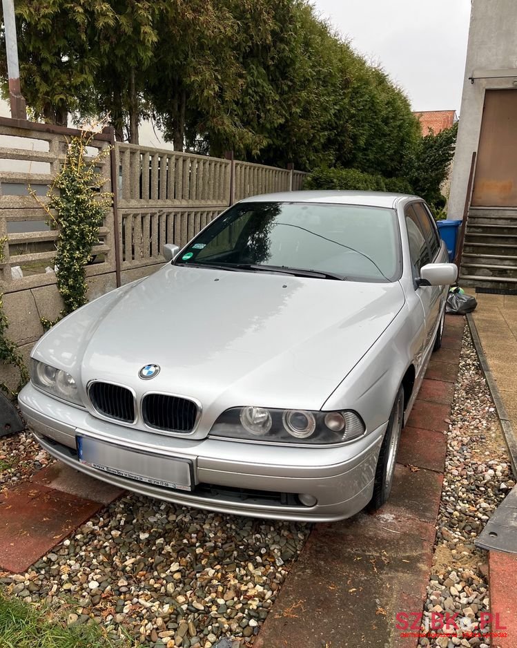 2002' BMW 5 Series photo #1