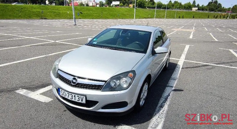 2008' Opel Astra photo #1