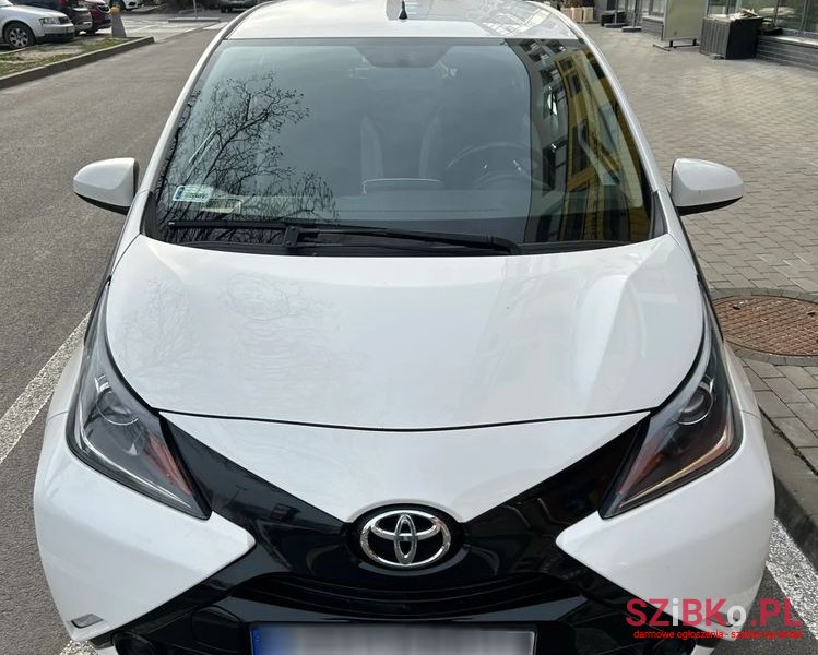 2016' Toyota Aygo photo #4