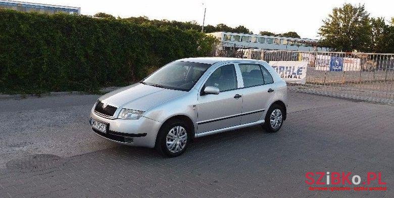 2001' Skoda Fabia photo #1