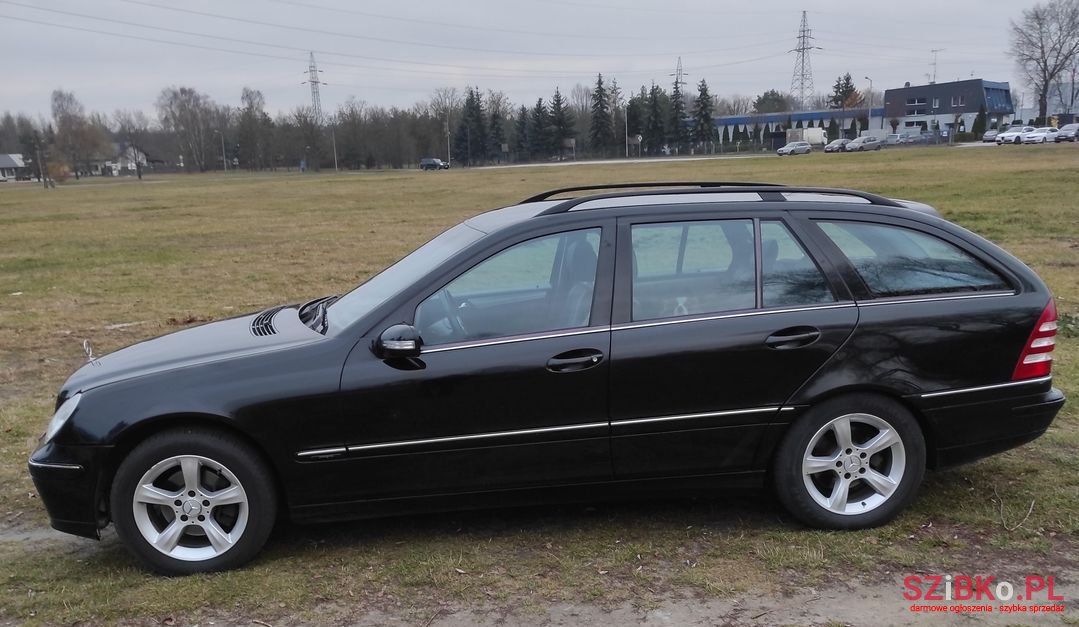 2006' Mercedes-Benz Klasa C photo #2