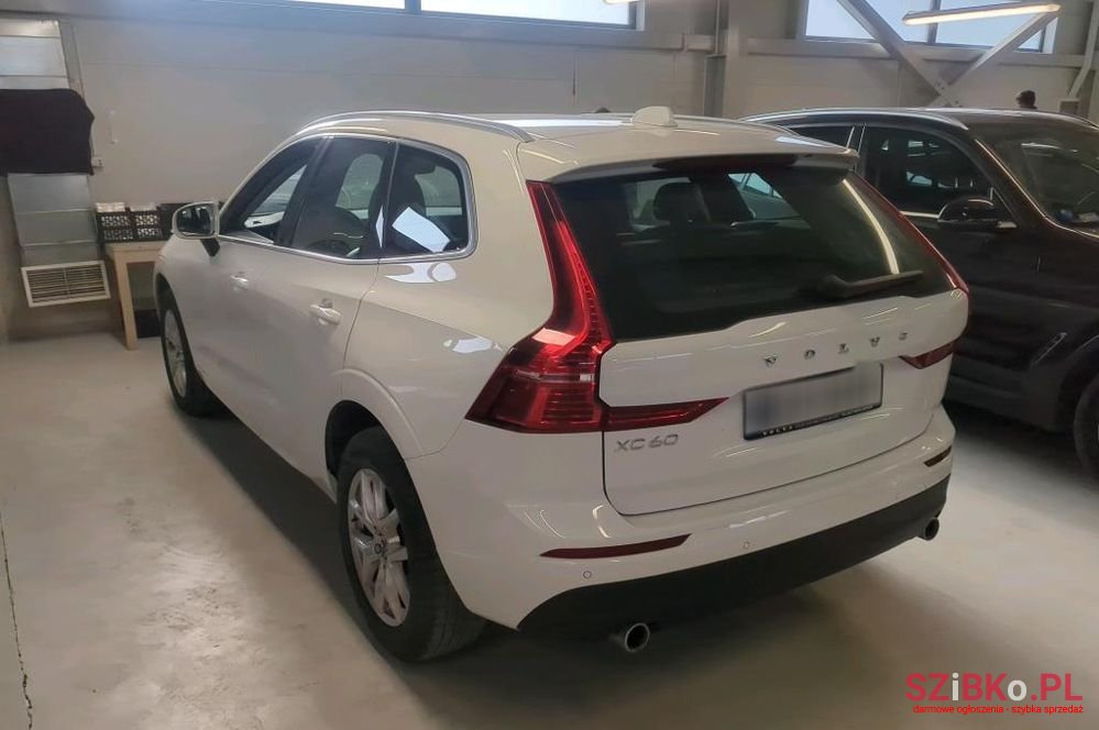 2019' Volvo Xc 60 photo #2
