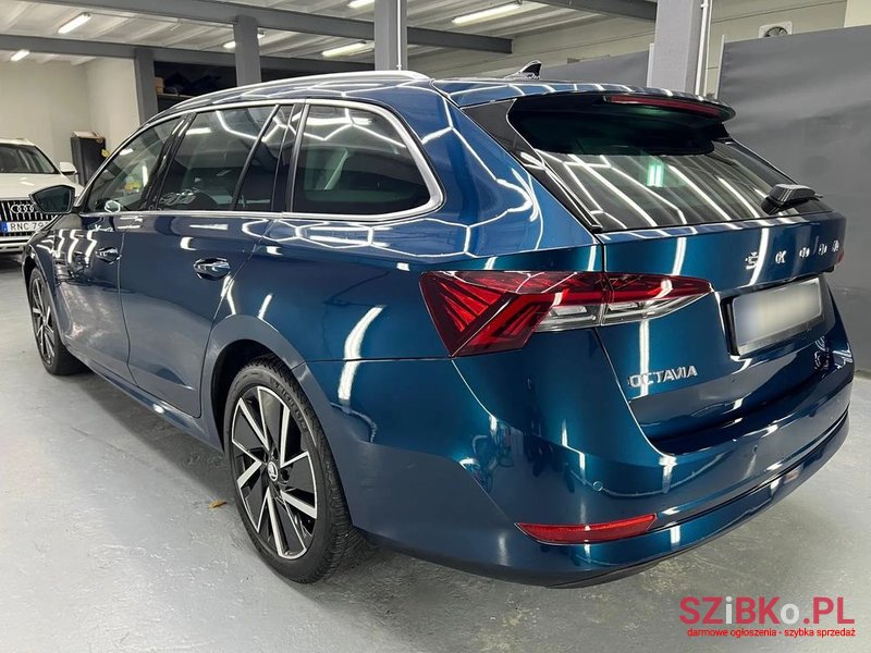 2020' Skoda Octavia photo #6