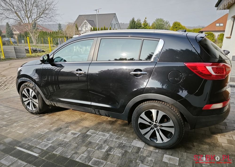 2011' Kia Sportage 1.7 Crdi M 2Wd photo #5