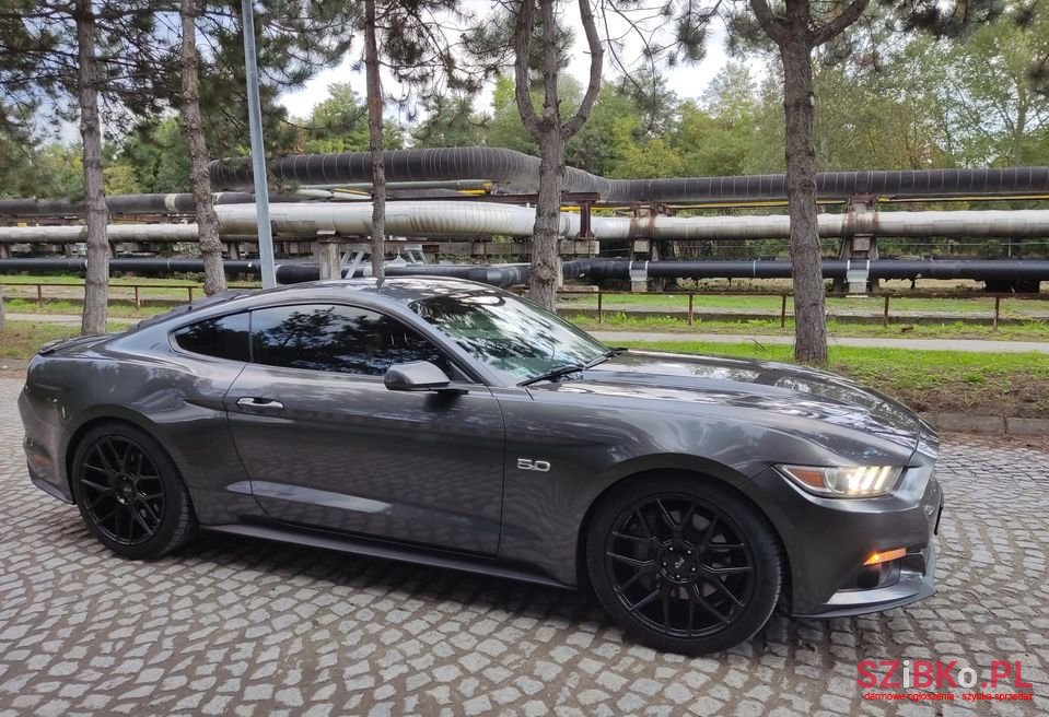 2015' Ford Mustang photo #5