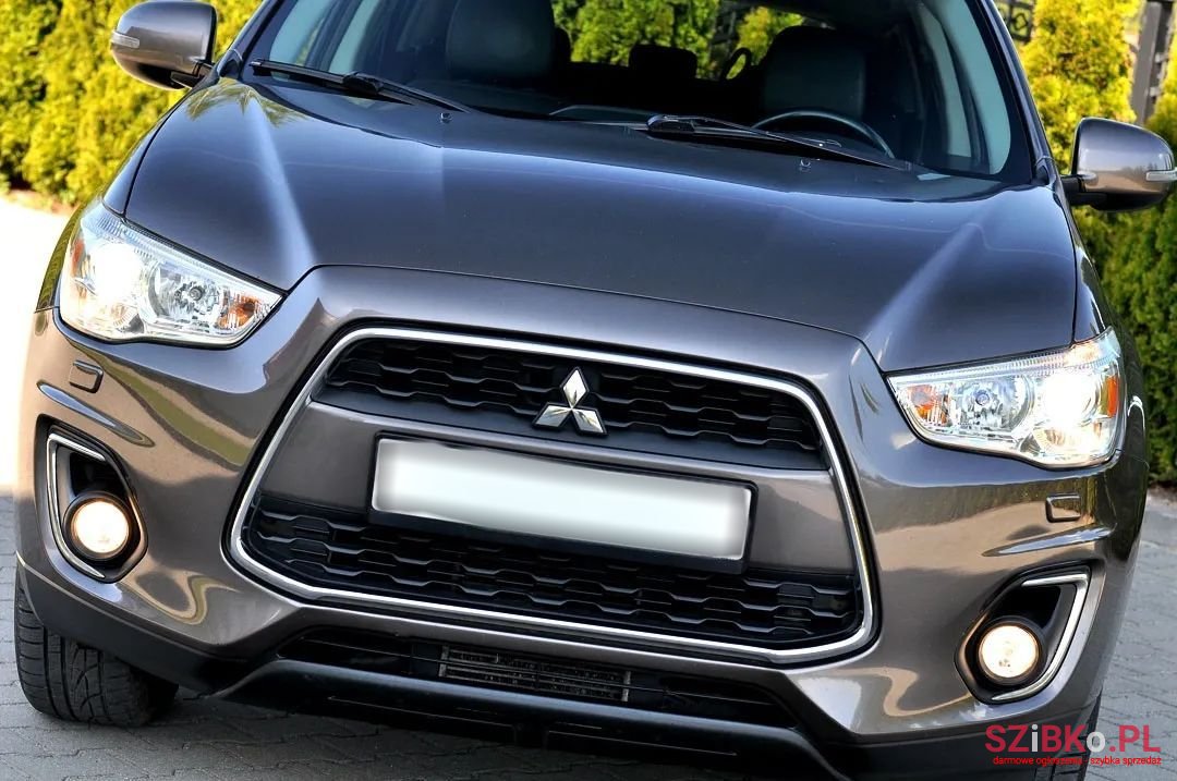 2014' Mitsubishi ASX photo #4