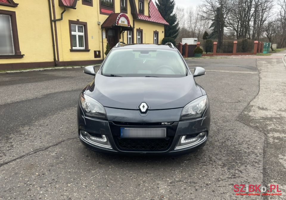 2012' Renault Megane photo #2