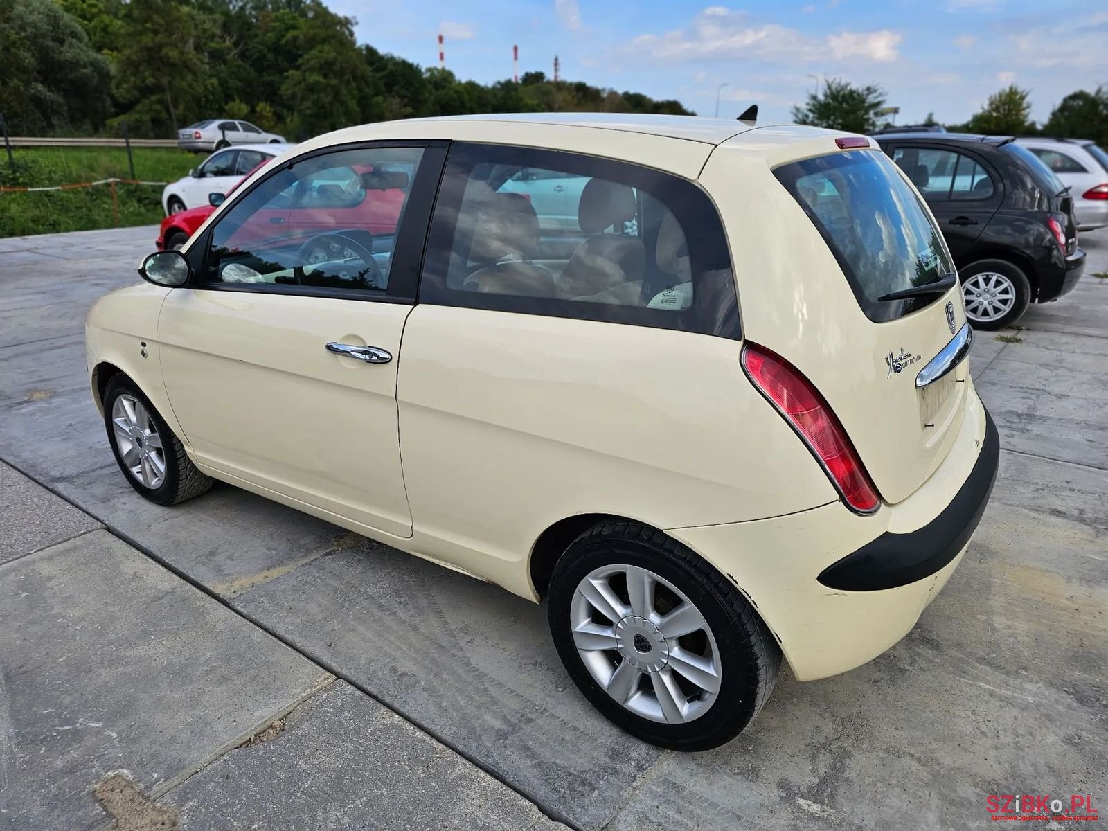 2004' Lancia Ypsilon photo #6