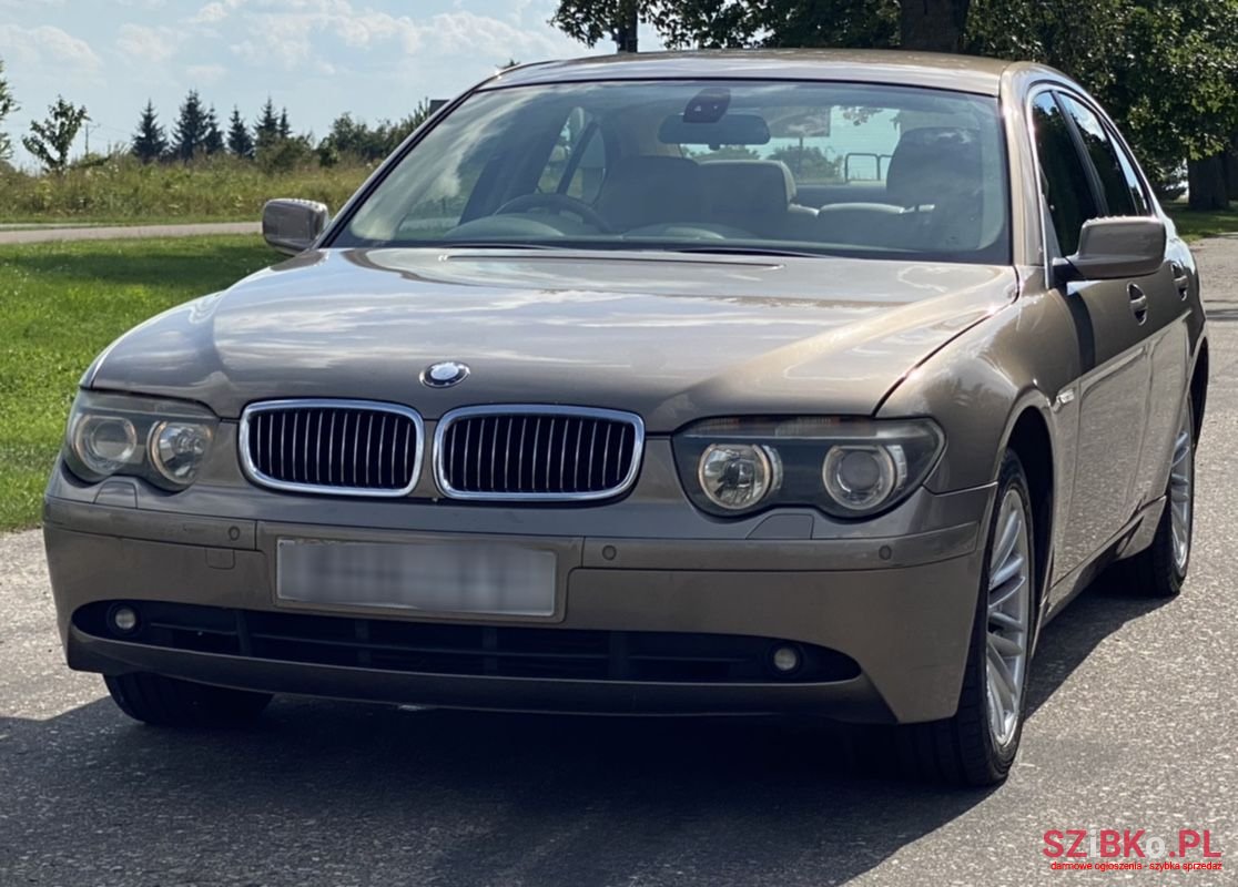 2004' BMW 7 Series photo #6