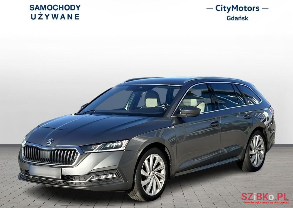 2022' Skoda Octavia photo #1
