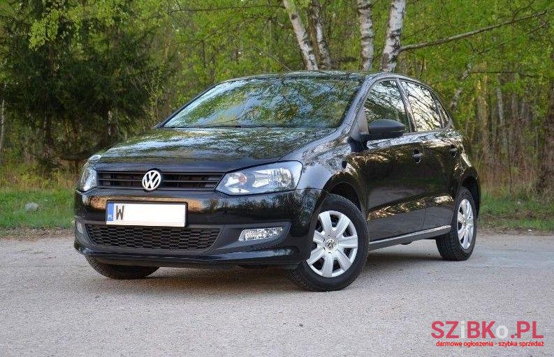 2014' Volkswagen Polo photo #1