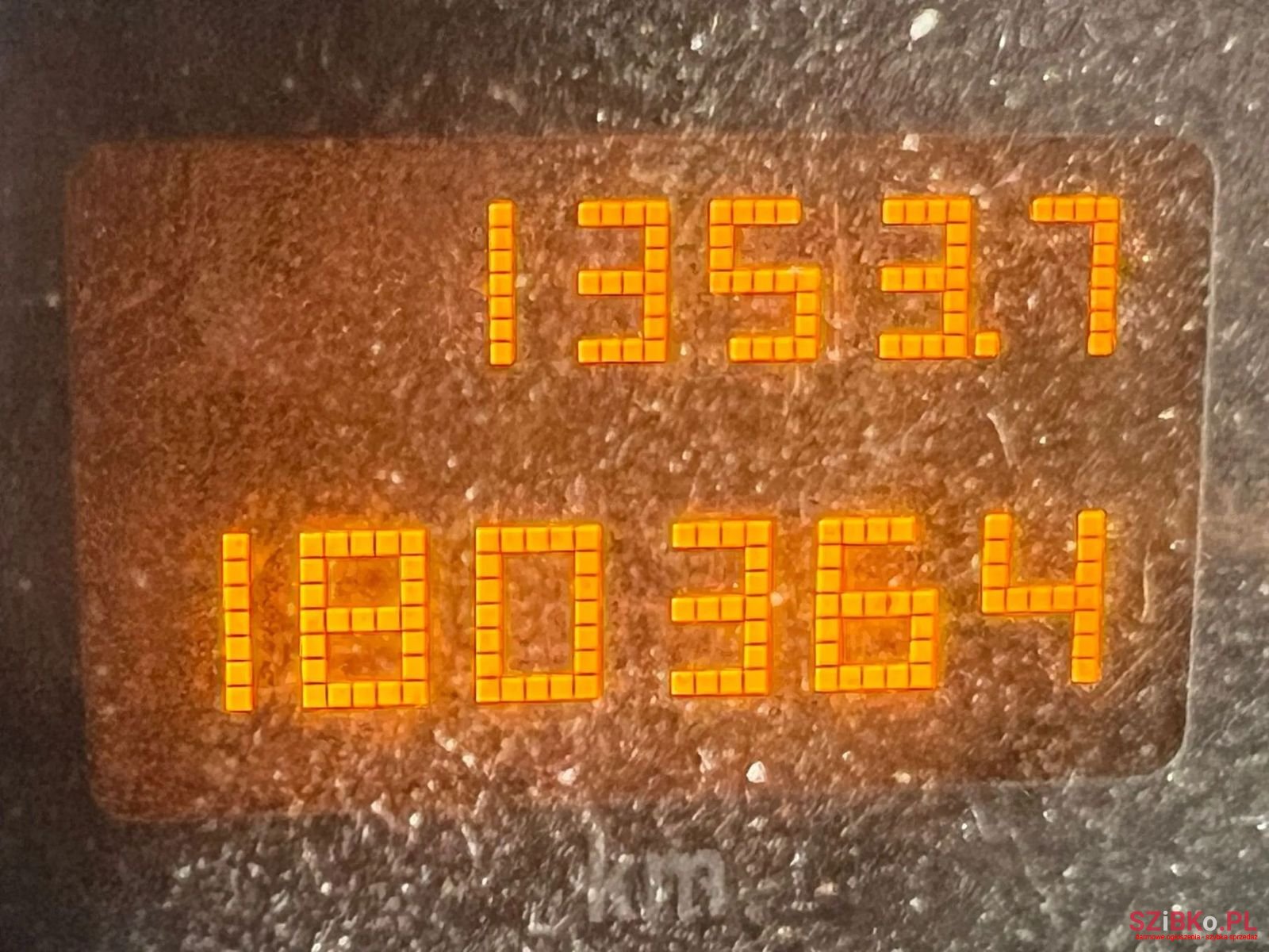 2011' Opel Zafira photo #6