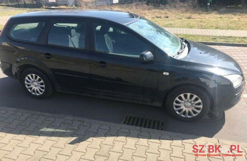 2007' Ford Focus photo #1