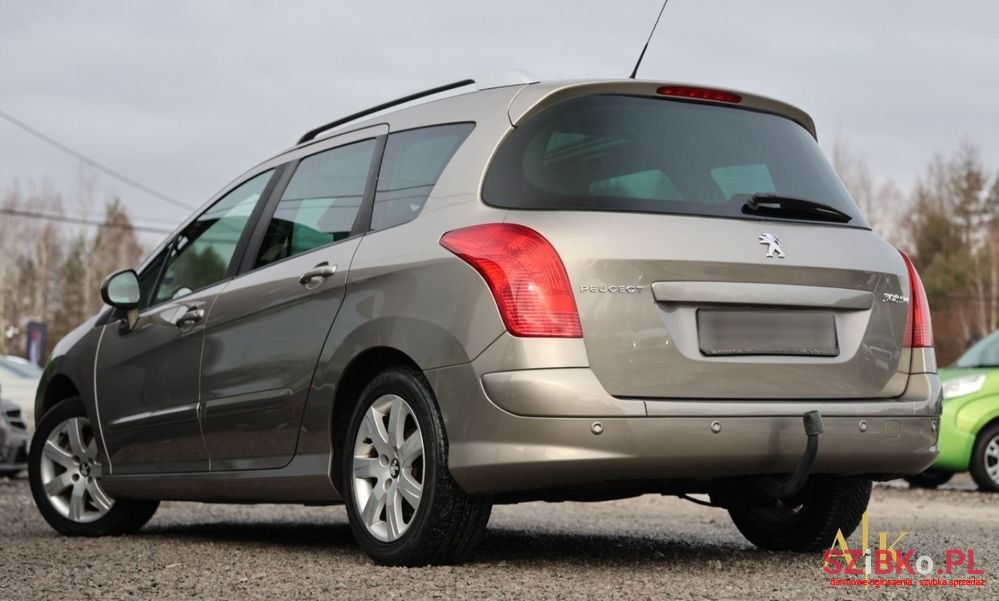 2012' Peugeot 308 photo #3