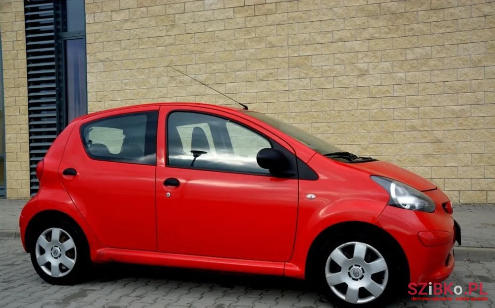 2008' Toyota Aygo 1.0 Vvt-I Luna photo #4