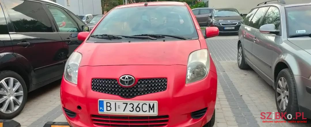 2007' Toyota Yaris photo #1