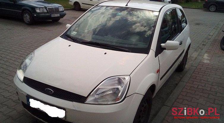 2004' Ford Fiesta photo #1