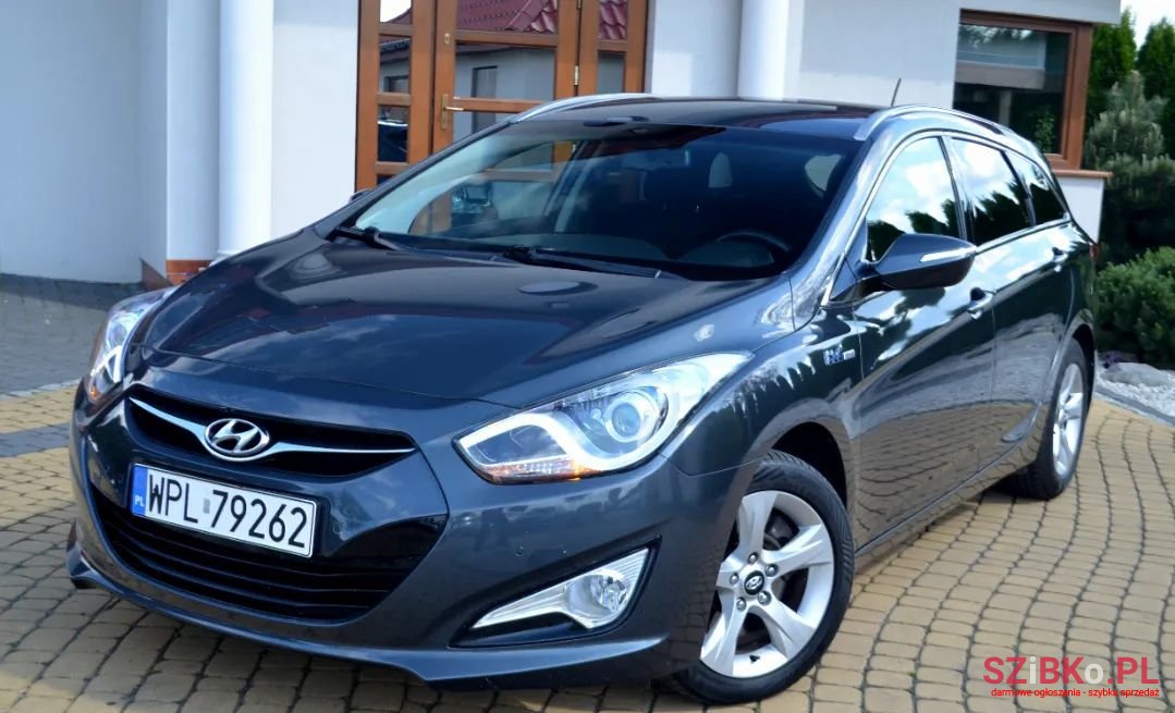 2013' Hyundai i40 photo #1