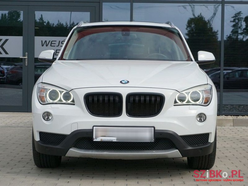 2013' BMW X1 Xdrive18D photo #2