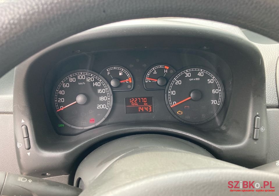 2005' Fiat Punto photo #4