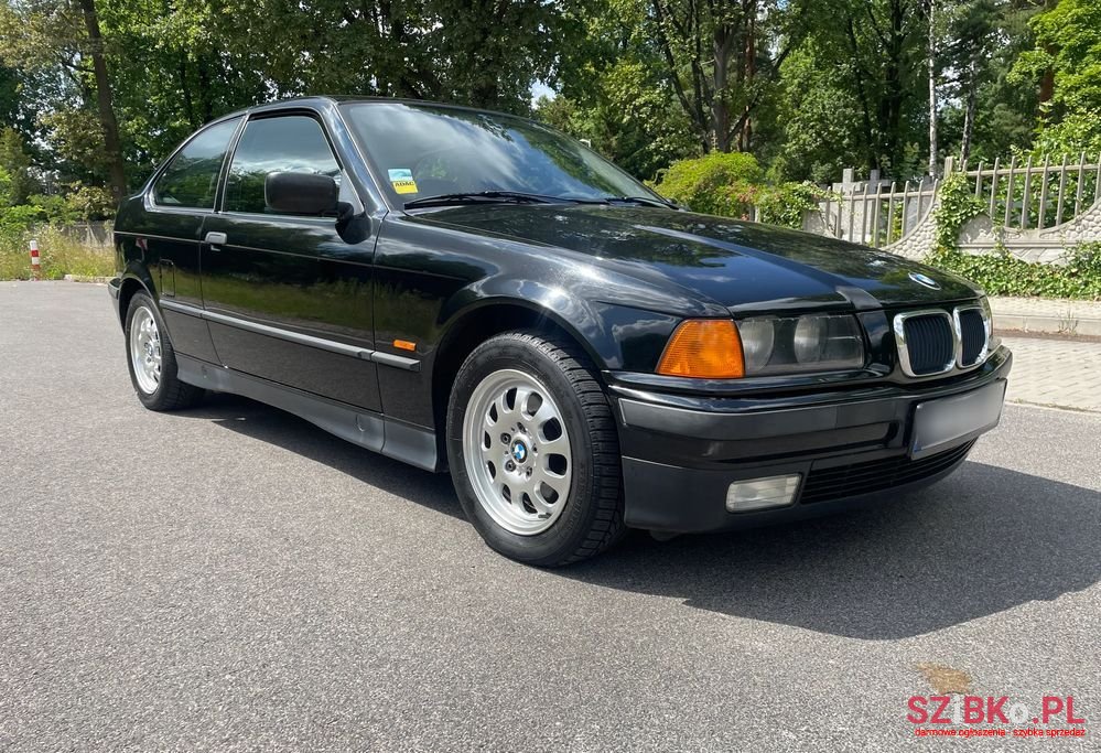 1998' BMW 3 Series 316I photo #6