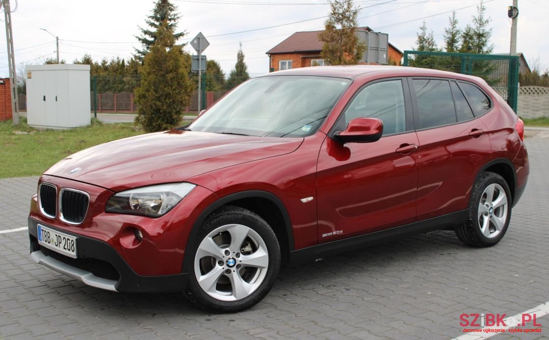 2011' BMW X1 photo #2