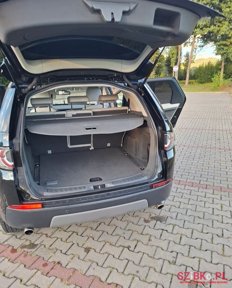 2017' Land Rover Discovery Sport 2.0 Td4 Se photo #5