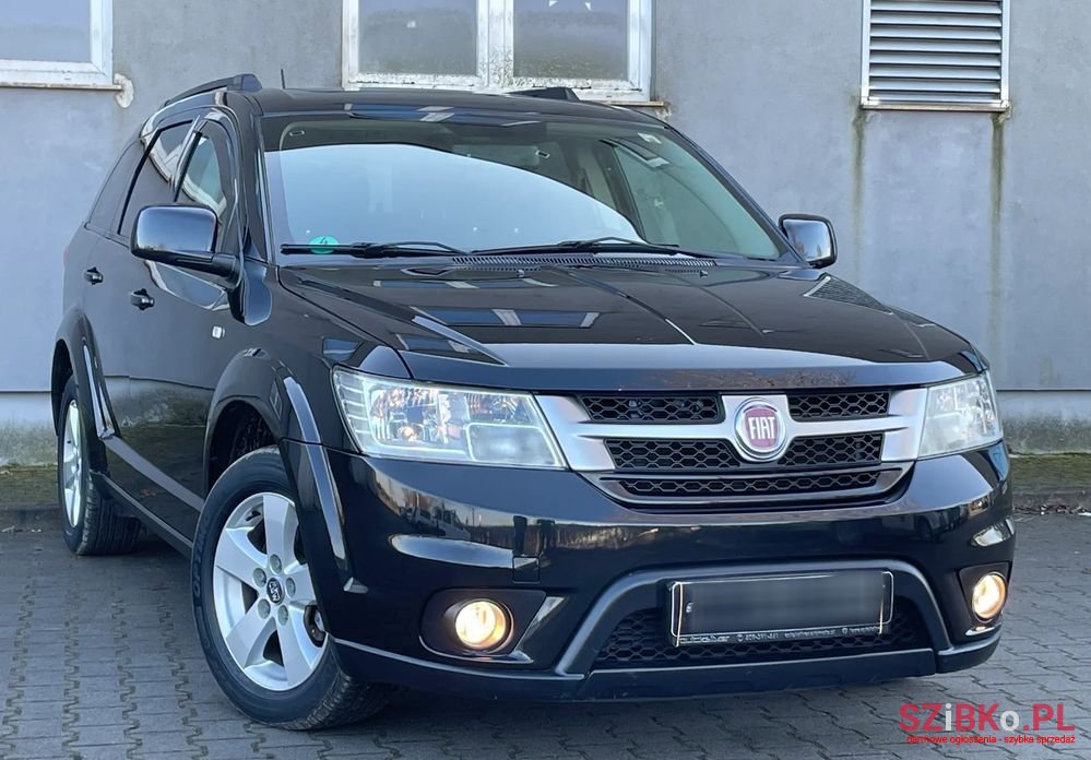 2012' Fiat Freemont photo #1