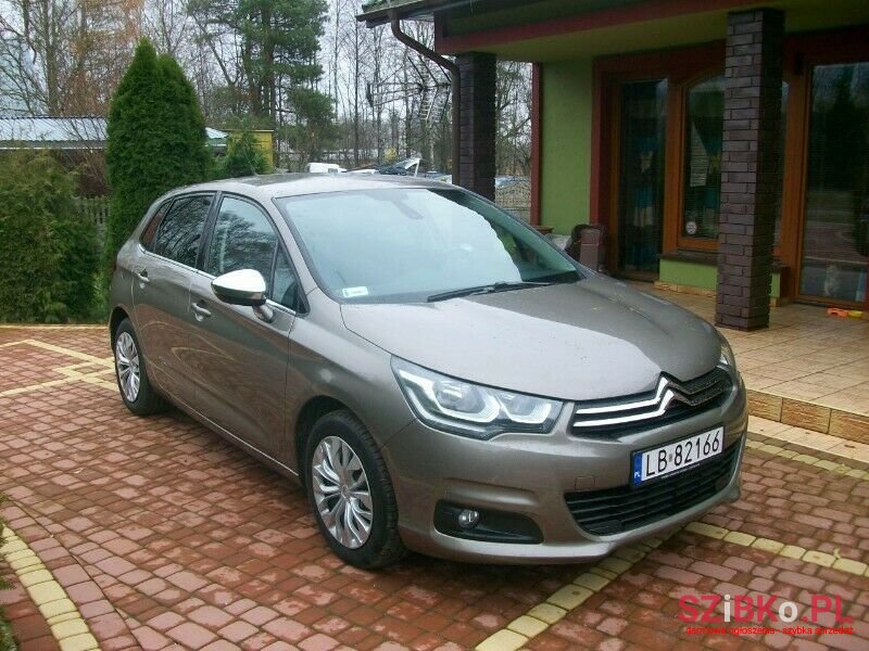 2015' Citroen C4 photo #1