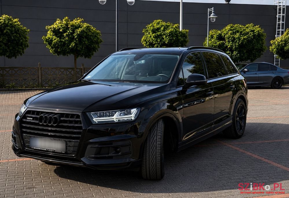 2016' Audi Q7 photo #2