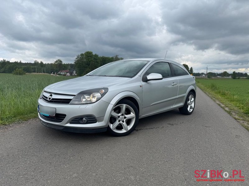 2005' Opel Astra Gtc 1.6 Cosmo photo #1