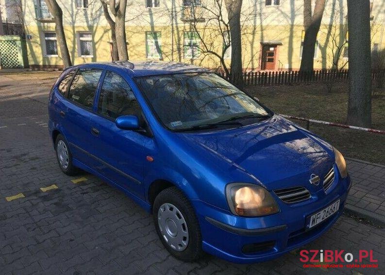 2000' Nissan Almera photo #1
