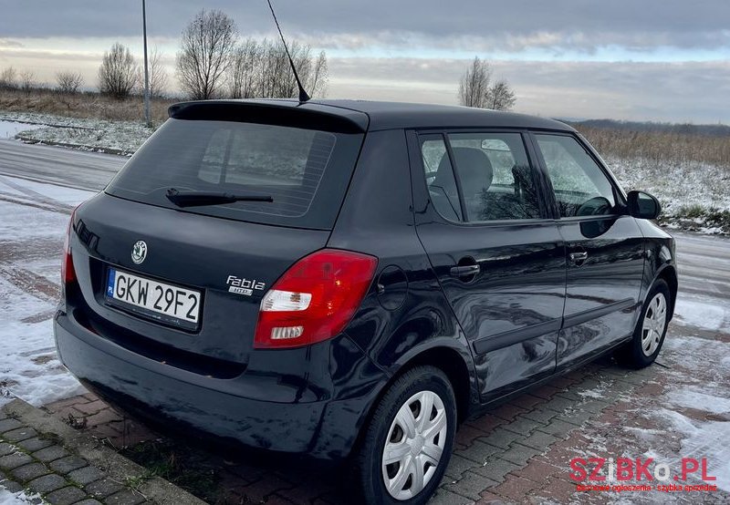 2010' Skoda Fabia photo #4