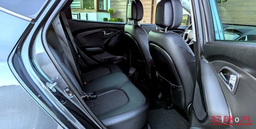 2010' Hyundai ix35 2.0 Premium photo #6