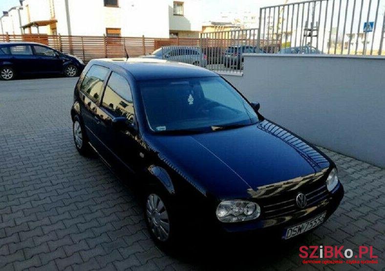 1998' Volkswagen Golf photo #1