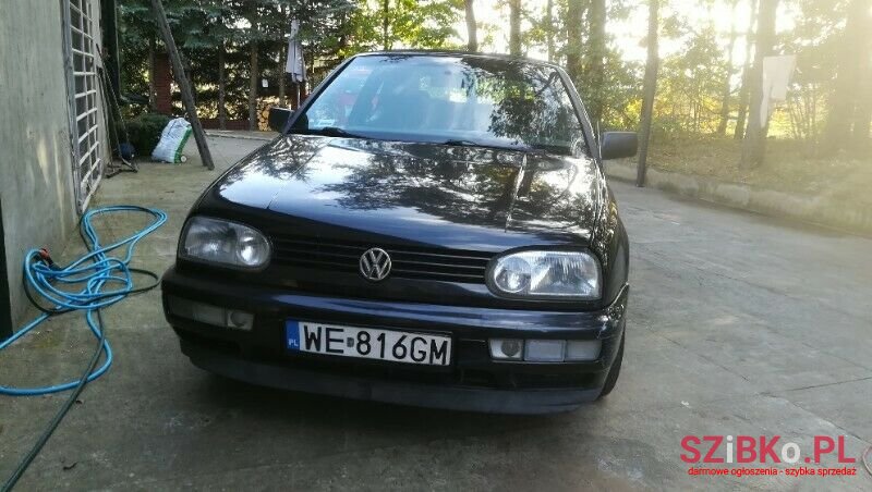 1995' Volkswagen Golf photo #1