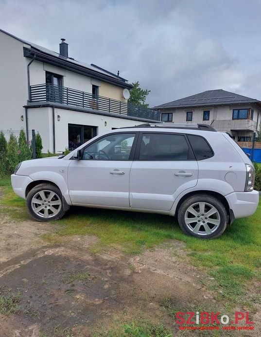 2008' Hyundai Tucson photo #2