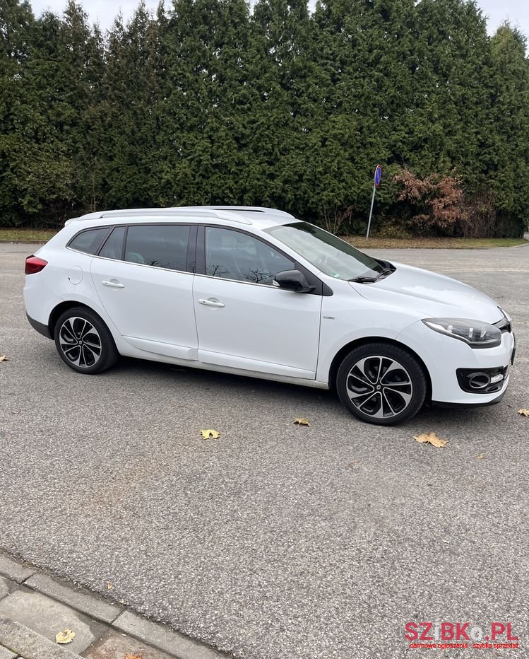 2014' Renault Megane photo #2