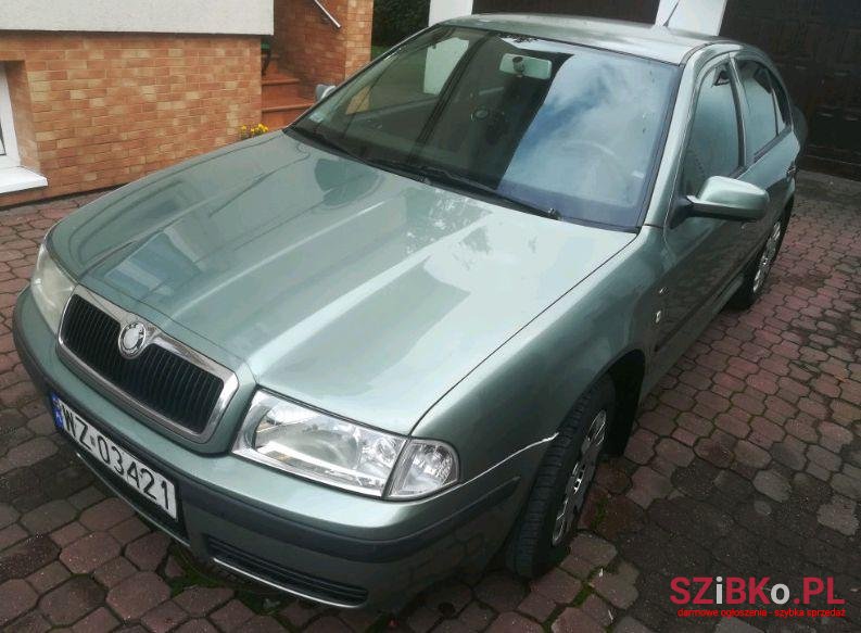 2002' Skoda Octavia photo #1
