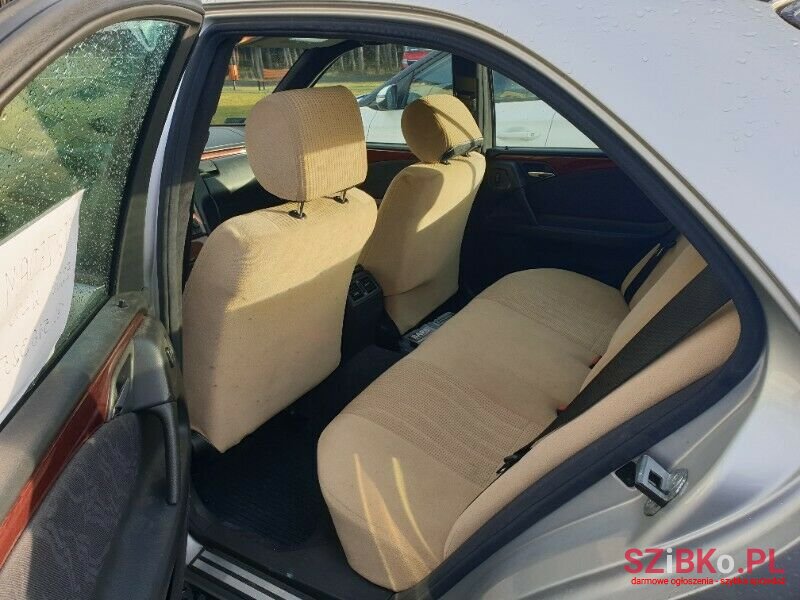 1998' Mercedes-Benz Klasa E photo #2