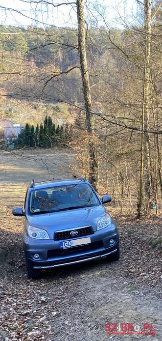 2011' Daihatsu Terios photo #4