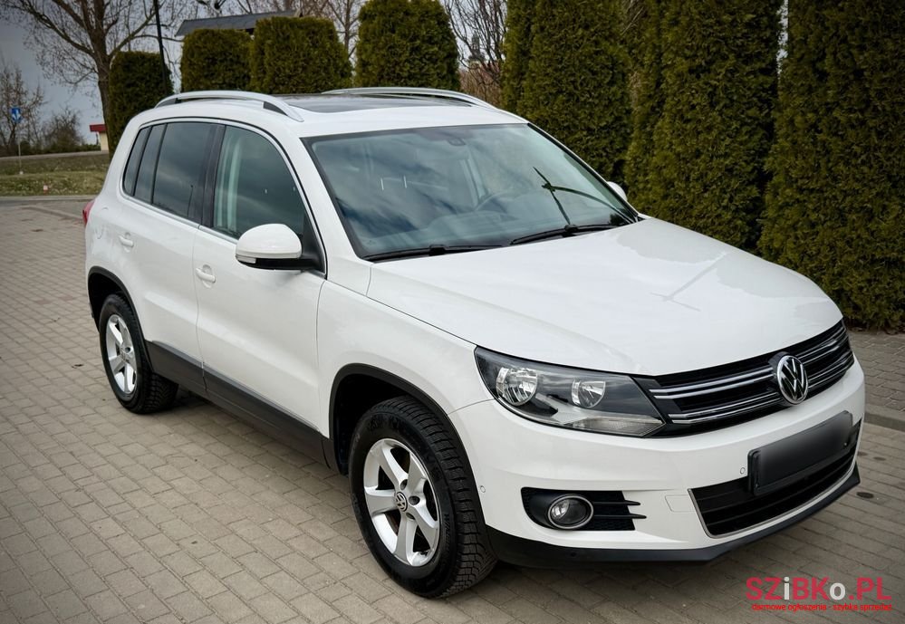 2012' Volkswagen Tiguan photo #4