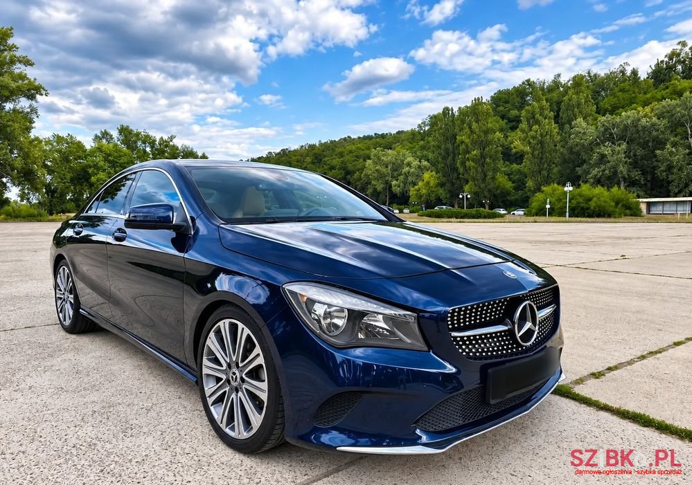 2017' Mercedes-Benz CLA 250 4-Matic photo #3