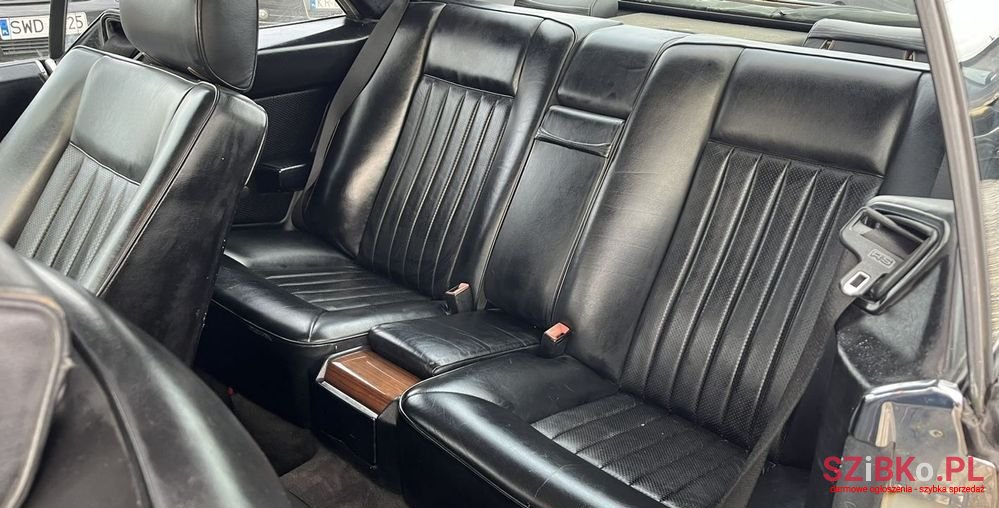 1987' Mercedes-Benz W124 photo #6