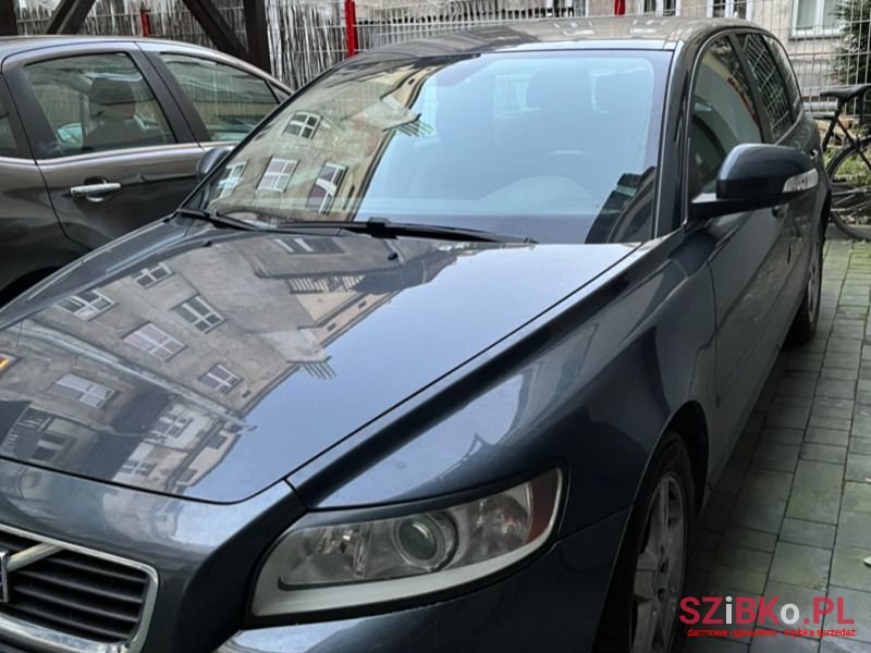 2010' Volvo V50 photo #2