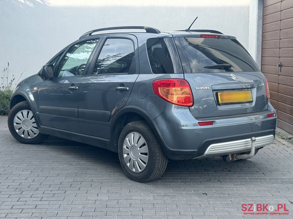 2008' Suzuki SX4 1.6 Gs / Premium photo #3