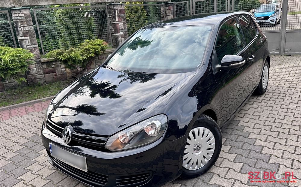 2009' Volkswagen Golf 1.6 Goal photo #1