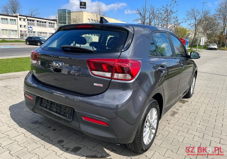 2020' Kia Rio photo #4